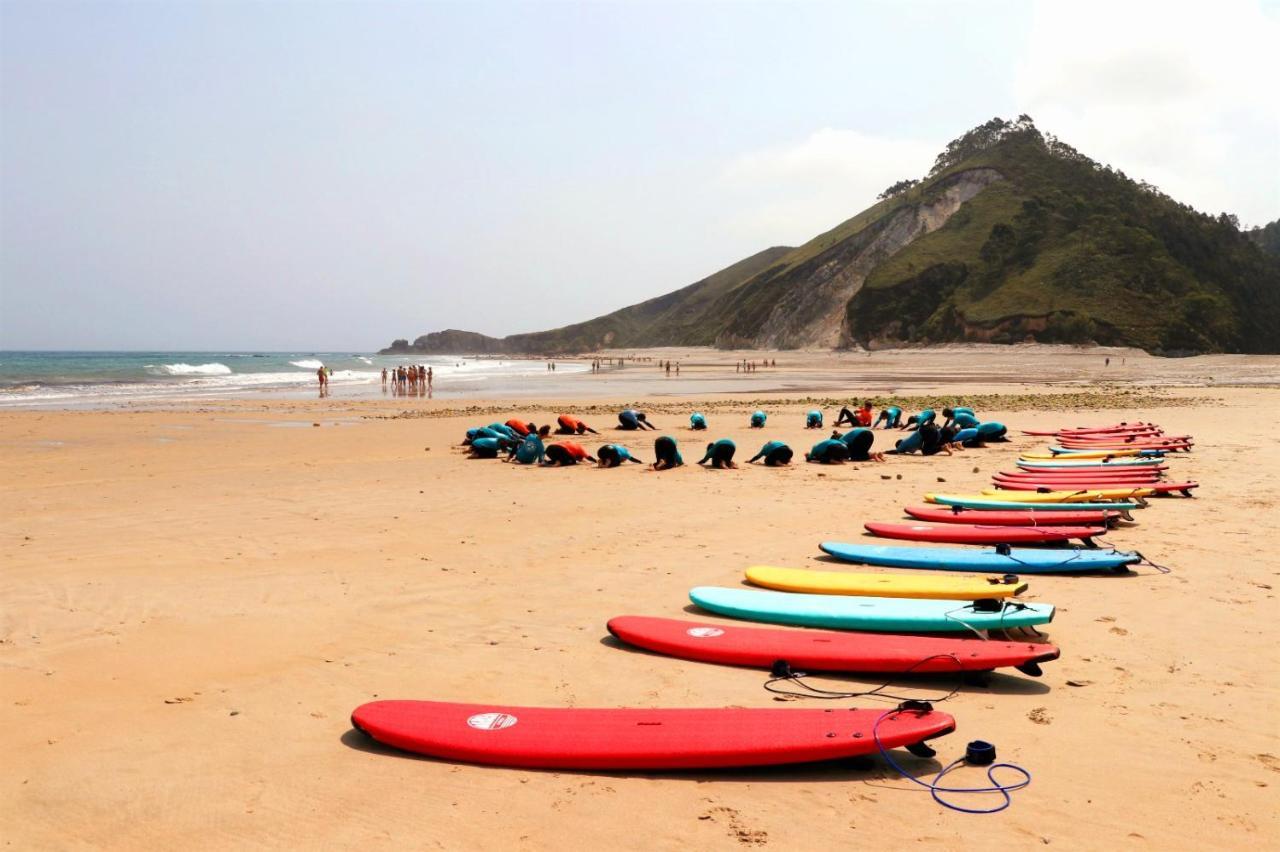 Llanes Surfcamp & Hostel Zewnętrze zdjęcie